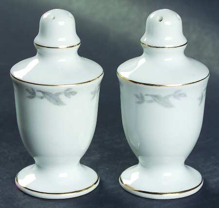 Rosalinda Salt & Pepper Set