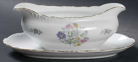 Spring Time Gravy Boat with Attached Underplate