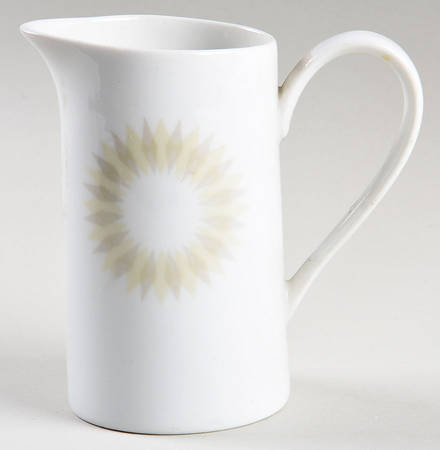 Trylon Creamer