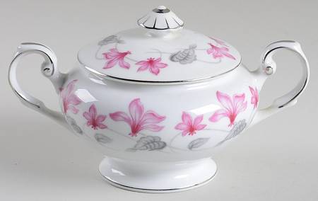 Woodbine Sugar Bowl & Lid