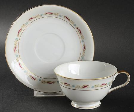 Heirloom Footed Cup & Saucer Set