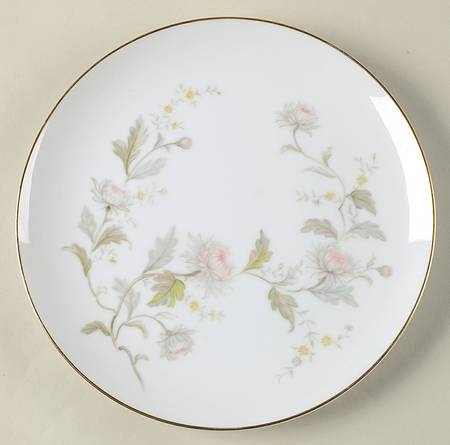 Kiku Salad Plate