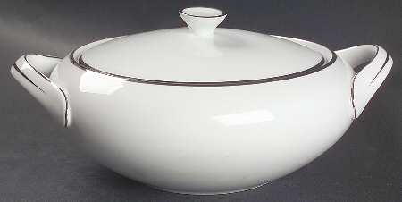 Moon Glow Round Covered Vegetable by Yamato
