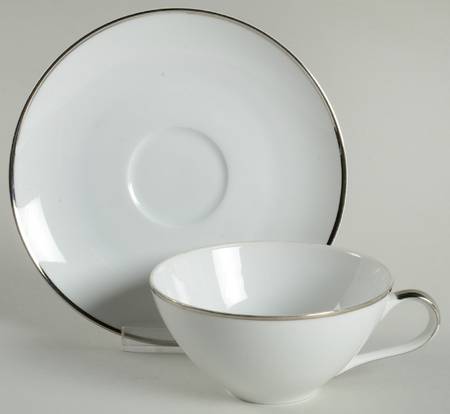 Platina Flat Cup & Saucer Set