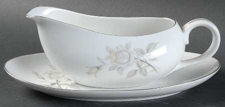 Velour Gravy Boat & Underplate
