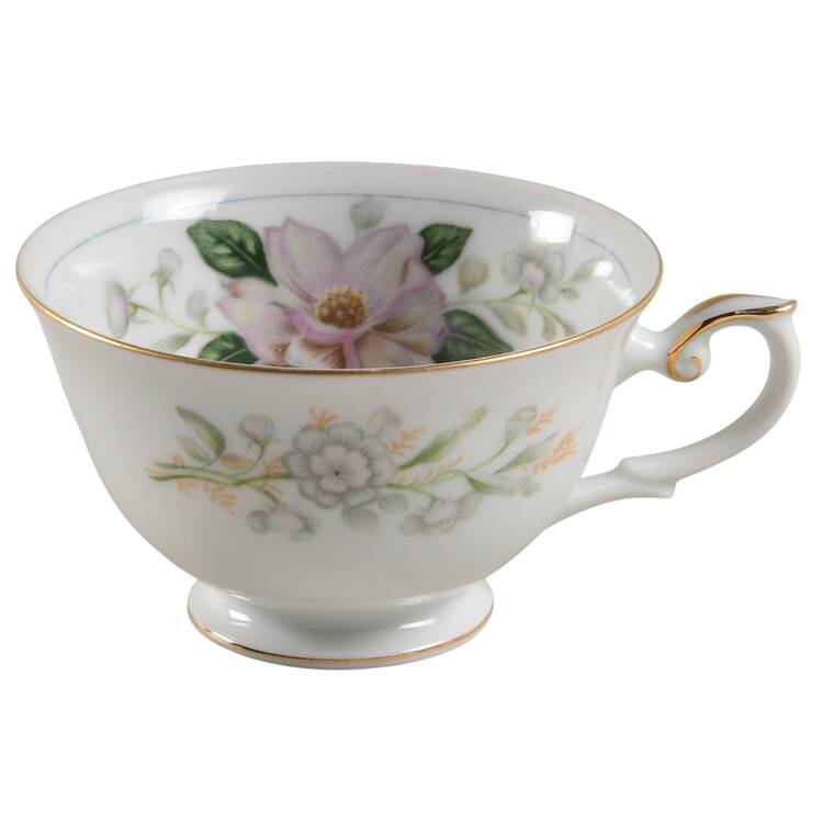 YAM27 Footed Cup