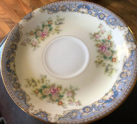 YAM37 Saucer