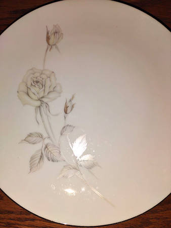 Windsor Rose by Yamaka