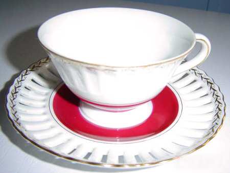 YOS2 Footed Cup & Saucer Set
