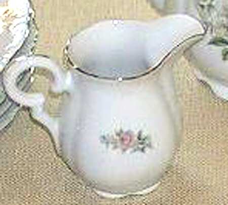 YAM83 Creamer