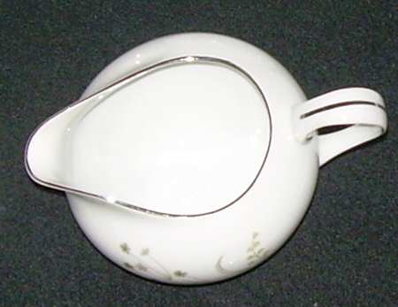 Chantilly Creamer