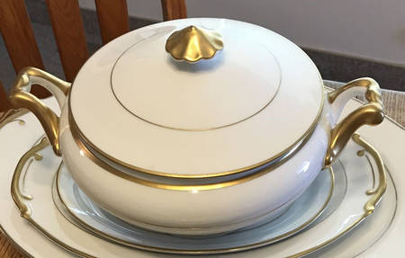 K-616 Round Covered Vegetable