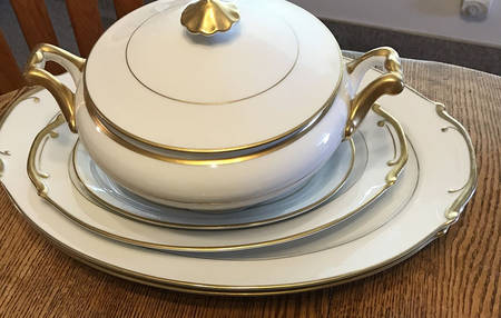 K-616 12" Oval Serving Platter