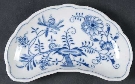 Blue Onion Bone Dish