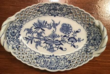 Blue Onion 7" Sweet Meat Dish
