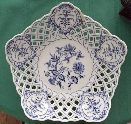 Blue Onion 11" Pierced Round Bowl