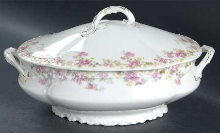Richmond Oval Covered Vegetable
