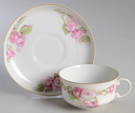 SCR252 Flat Cup & Saucer Set