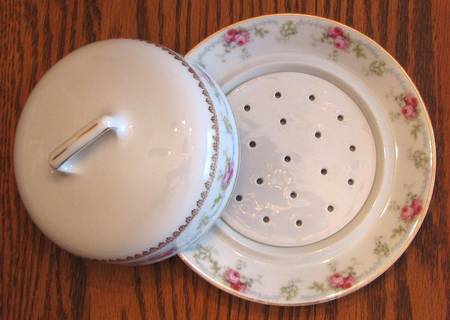 SCR271 Round Covered Butter