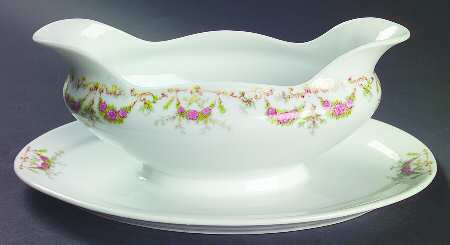 ZSC35 Gravy Boat with Attached Underplate