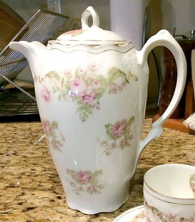 ZSC43 Chocolate Pot & Lid