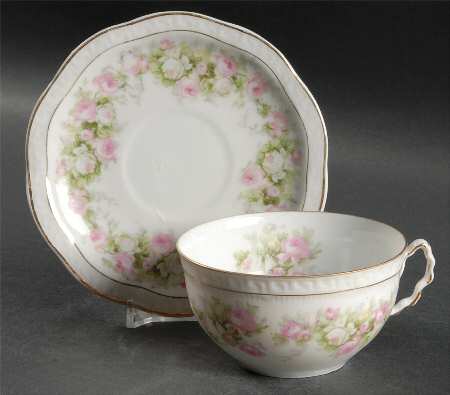 ZSC6 Flat Cup & Saucer Set