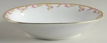 8709 10" Oval Vegetable Bowl