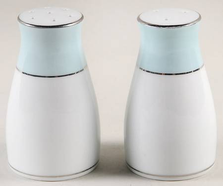 Serenity Salt & Pepper Set