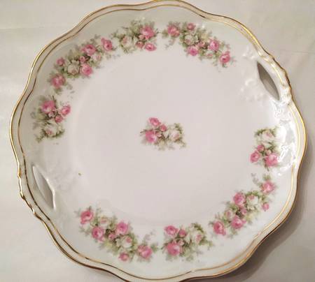 ZSC84 Handled Cake Plate