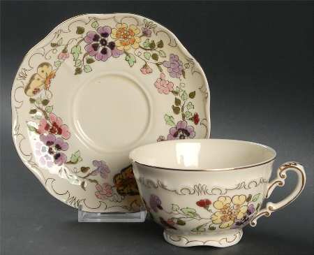 Footed Cup & Saucer Set
