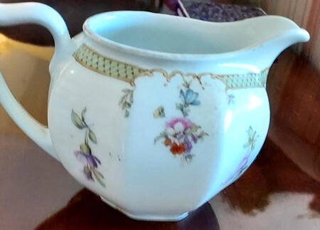 SCR198 Creamer