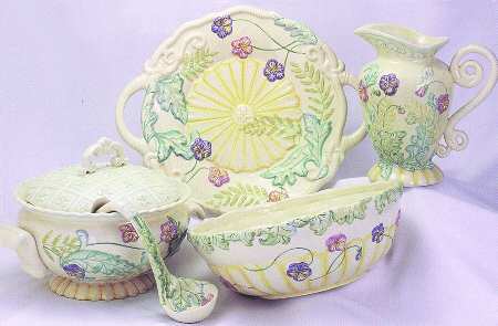 Gracie Crackled Majolica by Zrike