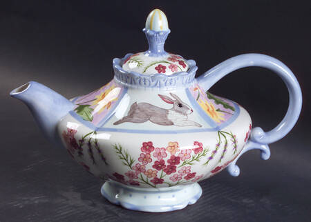 Meadow Bunny Teapot & Lid