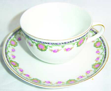 SCR301 Flat Cup & Saucer Set