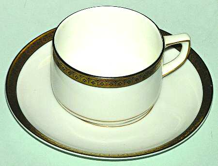 7726 Flat Cup & Saucer Set