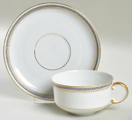 9453 Flat Cup & Saucer Set