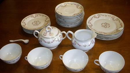 SCR339 Flat Cup & Saucer Set