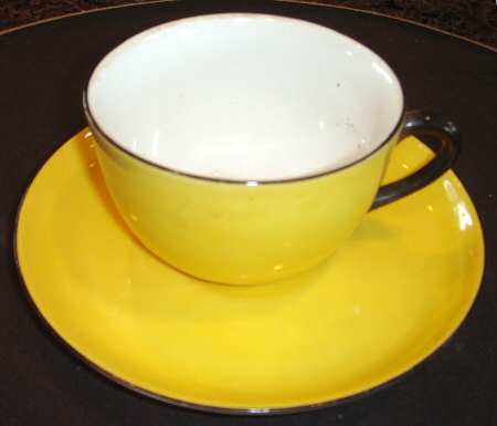 SCR343 Flat Cup & Saucer Set