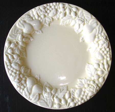 Embossed Bountiful Cream by Zrike