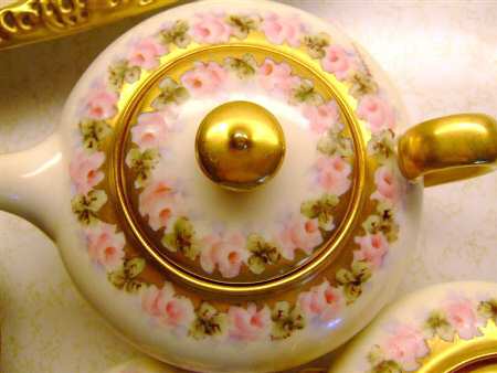SCR394 Teapot & Lid