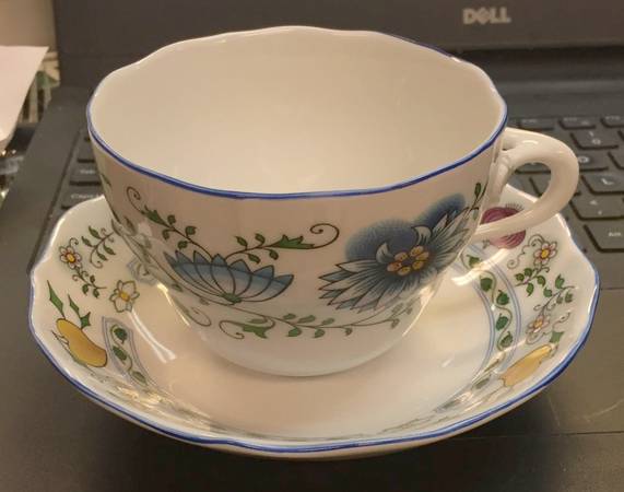 Nature Flat Cup & Saucer Set