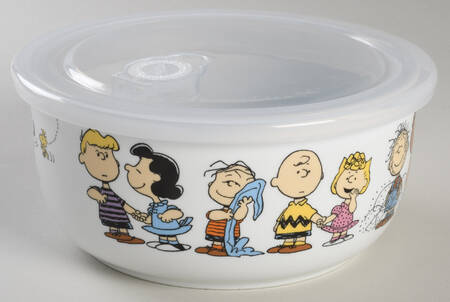 Peanuts 40 Oz Round Plastic Microwave Bowl w/Vent Lid