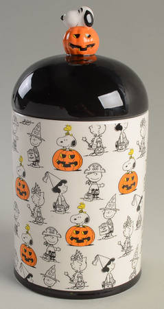 Peanuts Halloween Cookie Jar & Lid