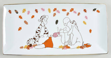 Winnie the Pooh Falling Leaves 13" Sandwich Tray by Zrike