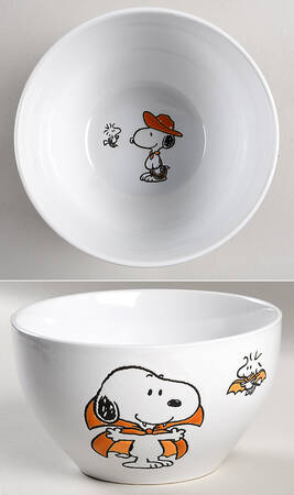 Peanuts Halloween Noodle Bowl