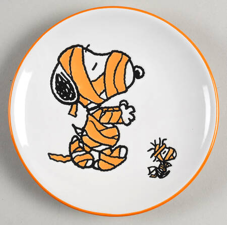 Peanuts Halloween Appetizer Plate