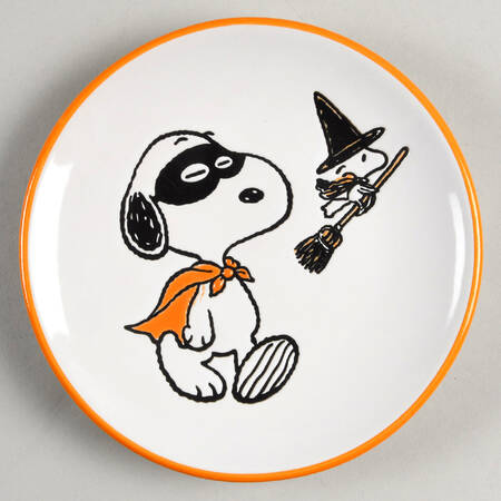 Peanuts Halloween Appetizer Plate