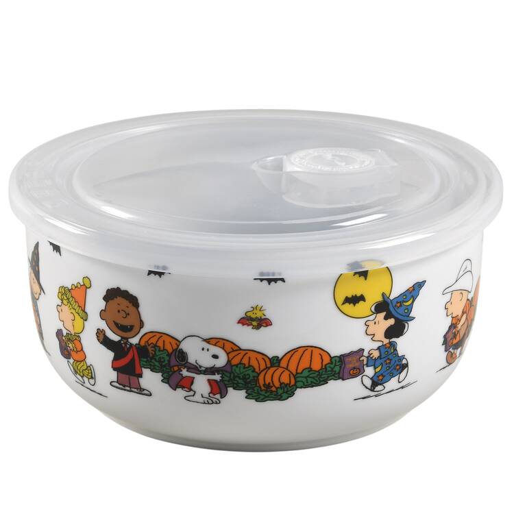 Peanuts Halloween 26 Oz Round Plastic Microwave Bowl & Vented Lid