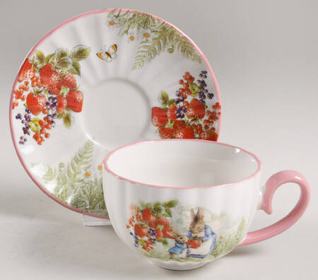 Peter Rabbit Classic Flat Cup & Saucer Set