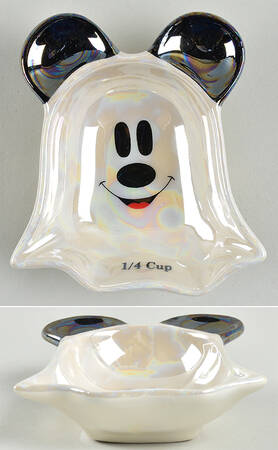 Mickey Spider Web 1/4 Cup Measuring Cup